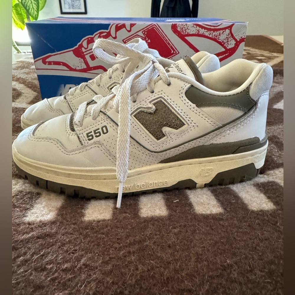 Preowned Aime Leon Dore New Balance 550 Olive Men’s 4